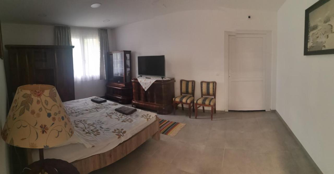 דירות Kemecse Podlovics Tanya Panzio מראה חיצוני תמונה
